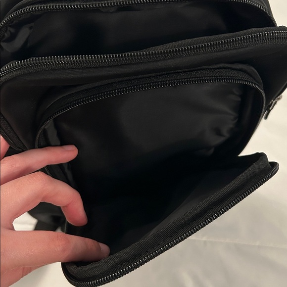 DSW Black Crossbody Bag - Picture 4 of 16